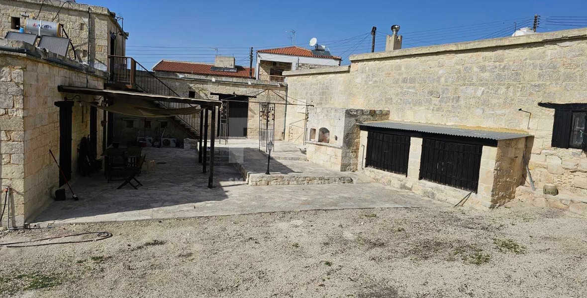Traditional, Stone Built, Four Bedroom House for Rent in Lasa, Paphos