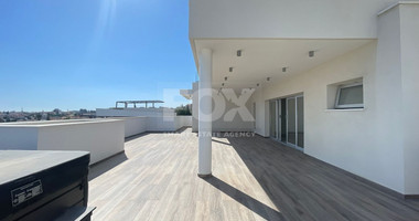 2 Bedroom Penthouse with jacuzzi for Rent in Germasogeia