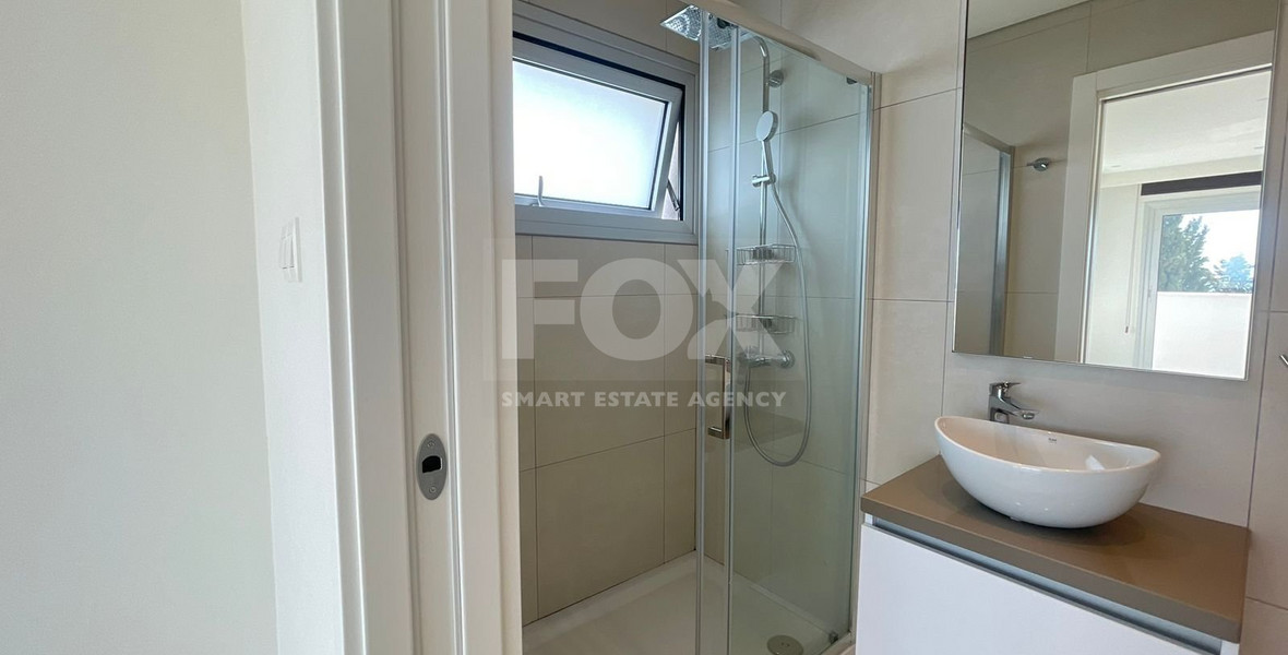 2 Bedroom Penthouse with jacuzzi for Rent in Germasogeia
