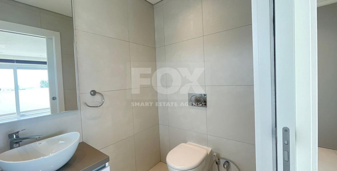 2 Bedroom Penthouse with jacuzzi for Rent in Germasogeia