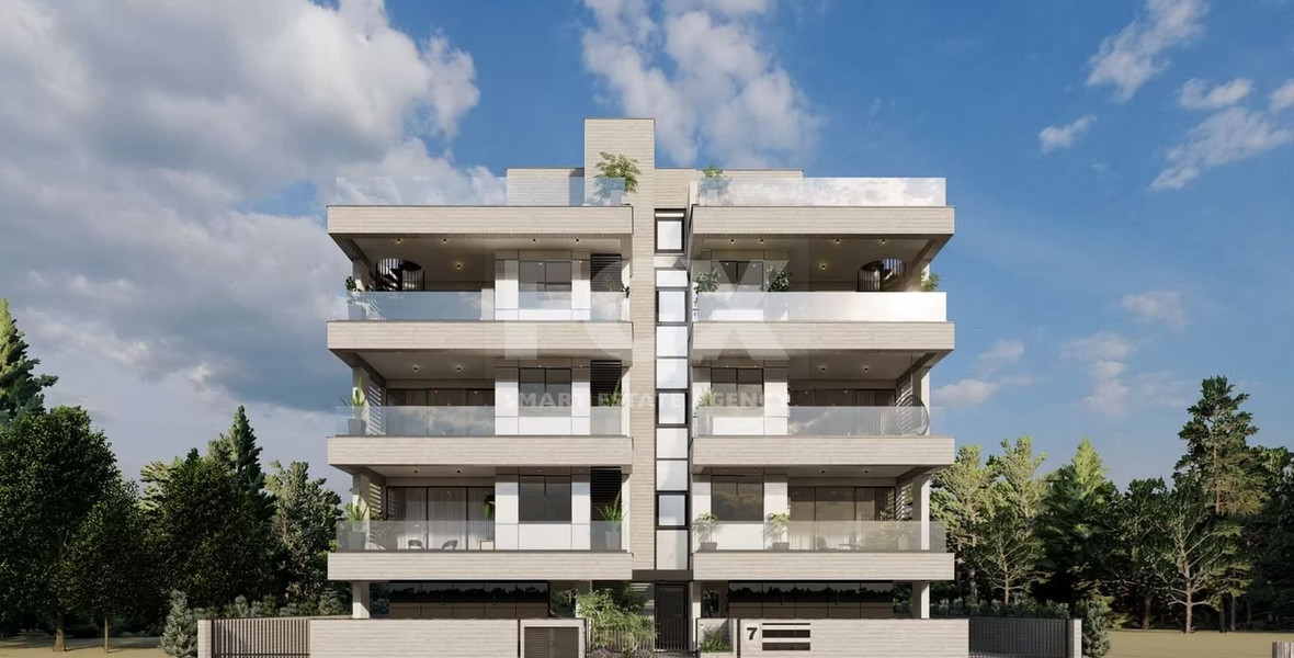 For sale penthouse with 2 bedrooms and an extra room in Mesa Geitonia