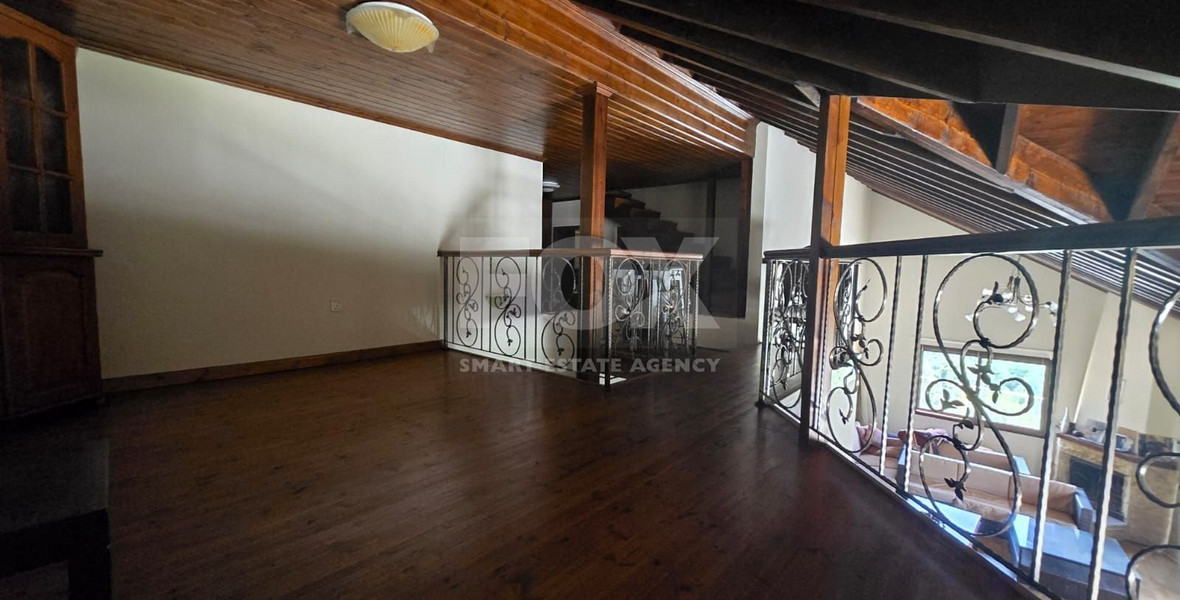 Detached Five-Bedroom House for sale in  Kyperounta: with Pool & Panoramic Views