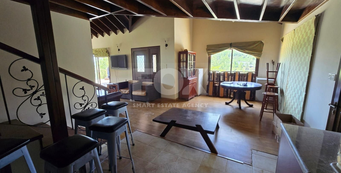 Detached Five-Bedroom House for sale in  Kyperounta: with Pool & Panoramic Views