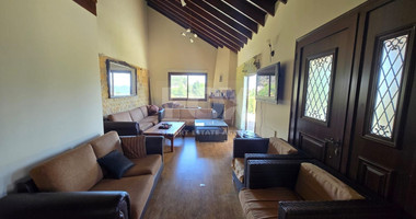 Detached Five-Bedroom House for sale in  Kyperounta: with Pool & Panoramic Views