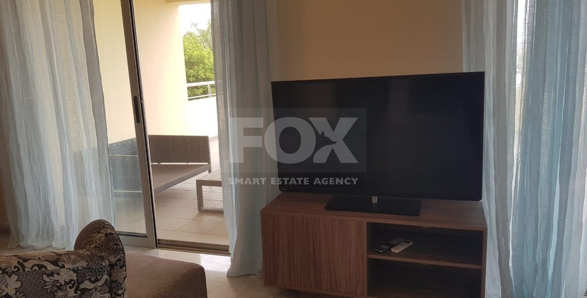 Fully furnished luxury 2 bedroom apartment with private garden for rent in Agios Tychonas