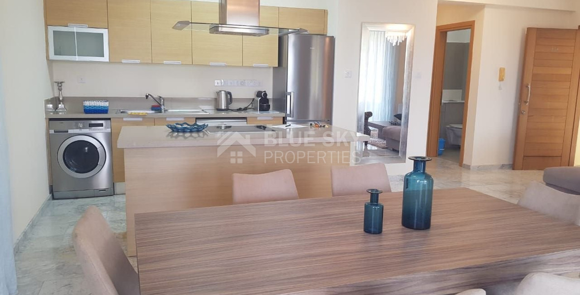 Fully furnished luxury 2 bedroom apartment with private garden for rent in Agios Tychonas