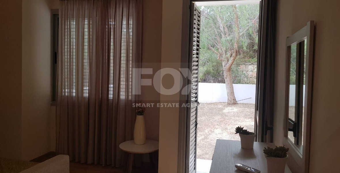 Fully furnished luxury 2 bedroom apartment with private garden for rent in Agios Tychonas