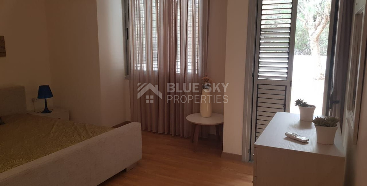 Fully furnished luxury 2 bedroom apartment with private garden for rent in Agios Tychonas