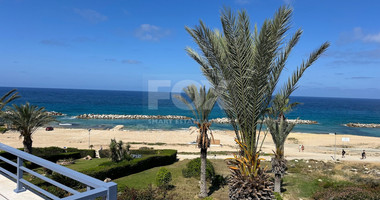 Beachfront Living in Beach Villas – two Bedroom + Office Townhouse for sale