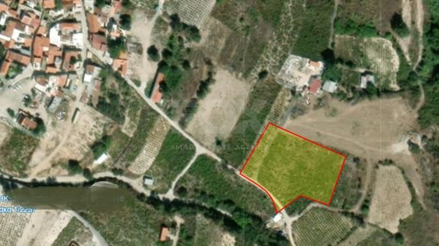 Large Residential Plot for Sale in Beautiful Omodos