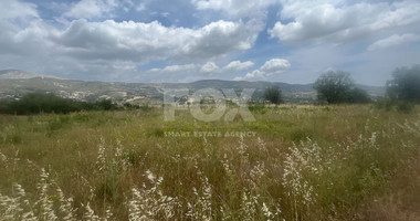 Large Development Land Plot in Silikou for Sale