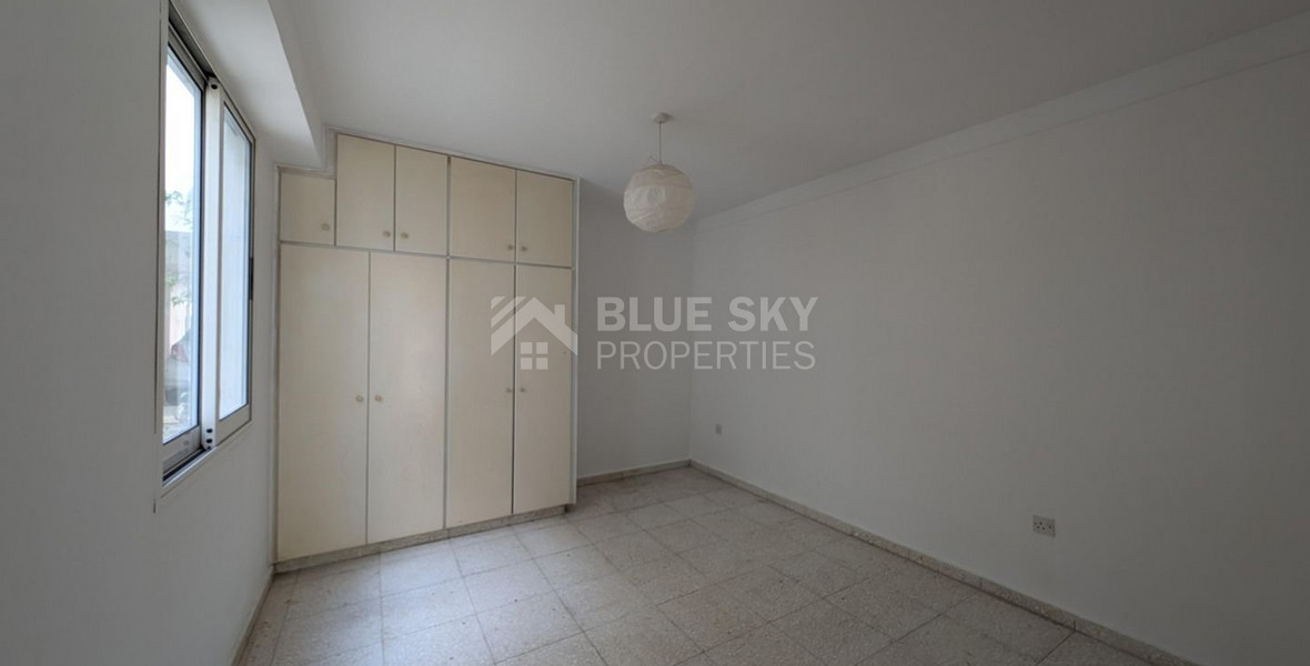For sale, spacious three-Bedroom Ground Floor Apt, Kings Av.Mall Area, Paphos.
