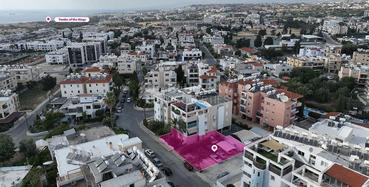 For sale, spacious three-Bedroom Ground Floor Apt, Kings Av.Mall Area, Paphos.