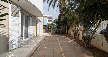 For sale, spacious three-Bedroom Ground Floor Apt, Kings Av.Mall Area, Paphos.
