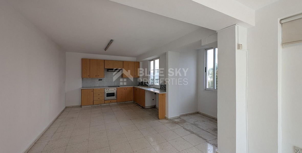 For sale, spacious three-Bedroom Ground Floor Apt, Kings Av.Mall Area, Paphos.