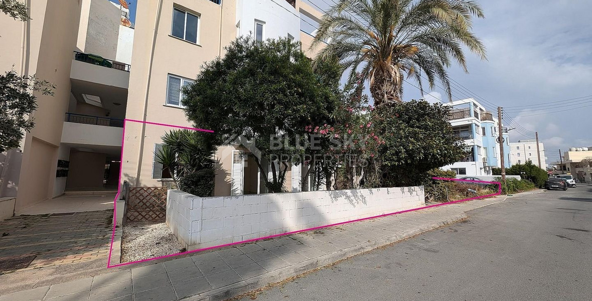 For sale, spacious three-Bedroom Ground Floor Apt, Kings Av.Mall Area, Paphos.