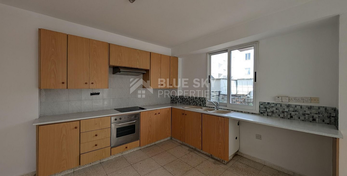 For sale, spacious three-Bedroom Ground Floor Apt, Kings Av.Mall Area, Paphos.