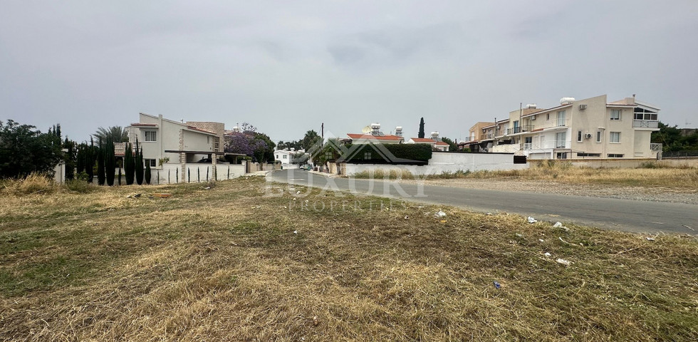 Large Development Land for Sale in Empa