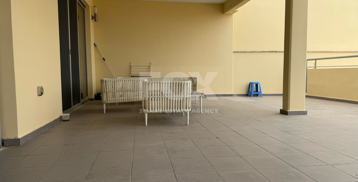 Luxury 2 bedroom apartment with private garden in villa complex available for rent