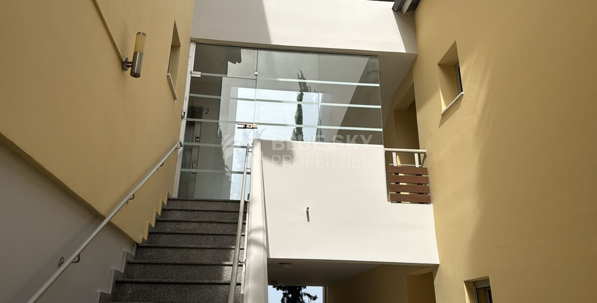 Luxury 2 bedroom apartment with private garden in villa complex available for rent