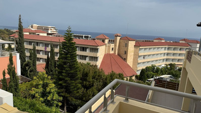 Luxury 2 bedroom apartment with private garden in villa complex available for rent