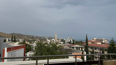 Luxury 2 bedroom apartment with private garden in villa complex available for rent