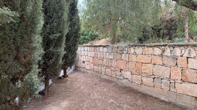 Luxury 2 bedroom apartment with private garden in villa complex available for rent