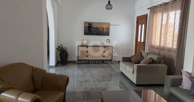 Spacious ground floor 2-storey furnished apartment with three bedrooms in Geroskipou, for rent