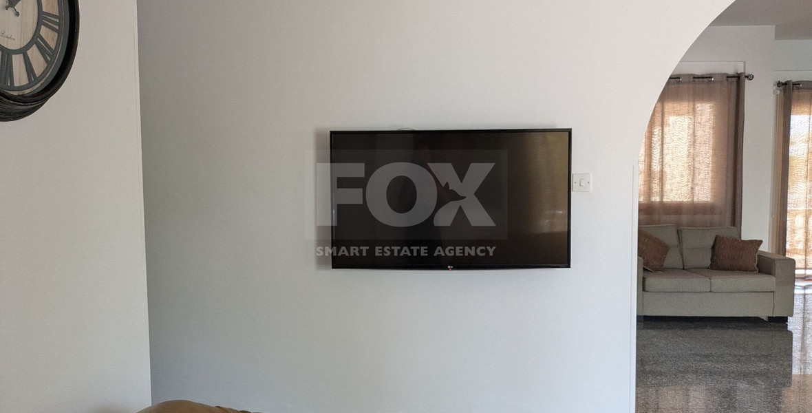 Spacious ground floor 2-storey furnished apartment with three bedrooms in Geroskipou, for rent
