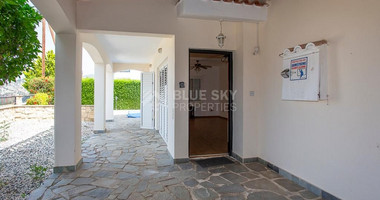 For sale: Two bedroom house in Peyia, with seperate title deeds