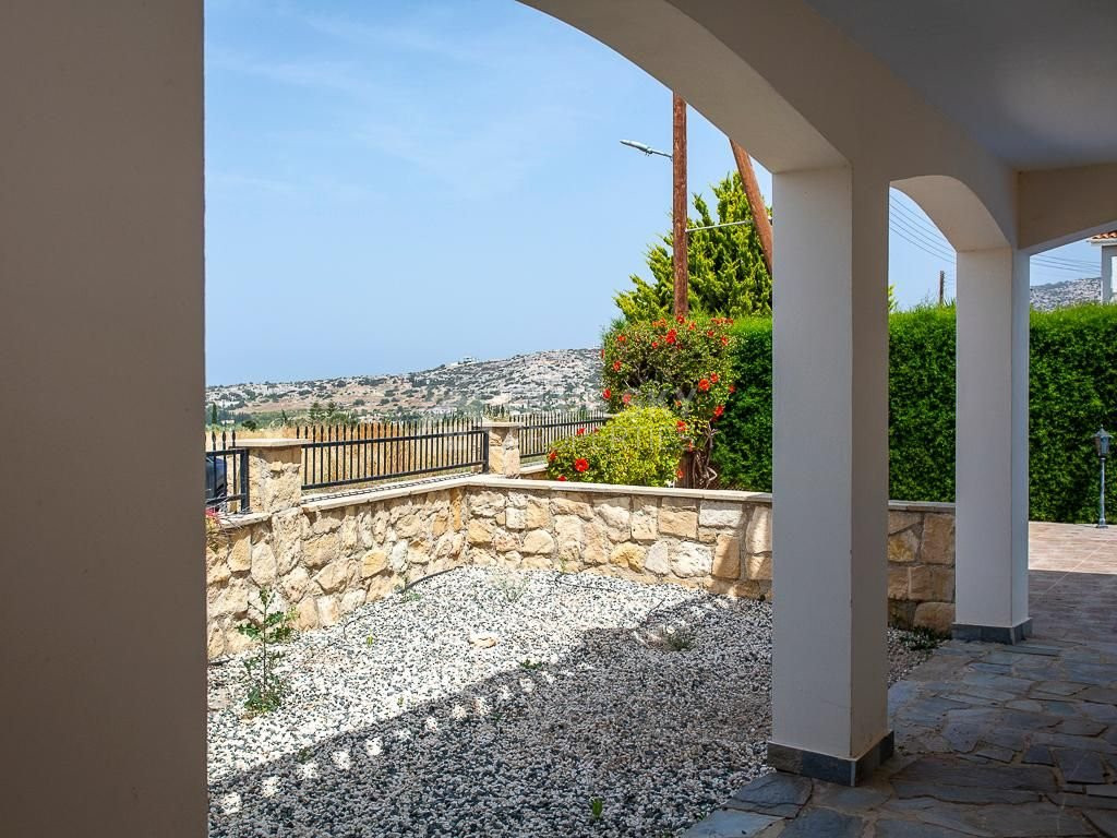 For sale: Two bedroom house in Peyia, with seperate title deeds