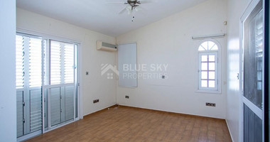 For sale: Two bedroom house in Peyia, with seperate title deeds