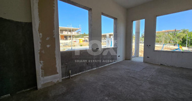 Spacious 7 Bedroom House In Scenic Kalogyros For Sale
