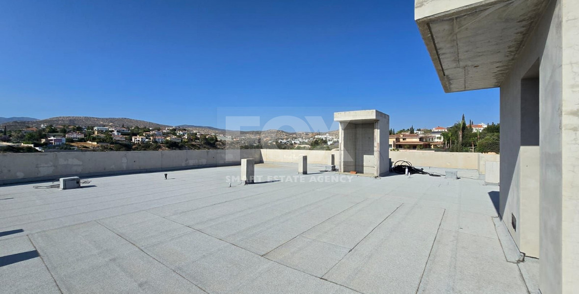 Spacious 7 Bedroom House In Scenic Kalogyros For Sale