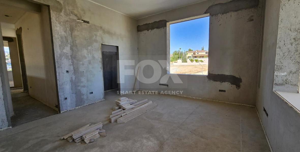Spacious 7 Bedroom House In Scenic Kalogyros For Sale