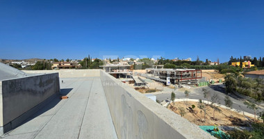 Spacious 7 Bedroom House In Scenic Kalogyros For Sale