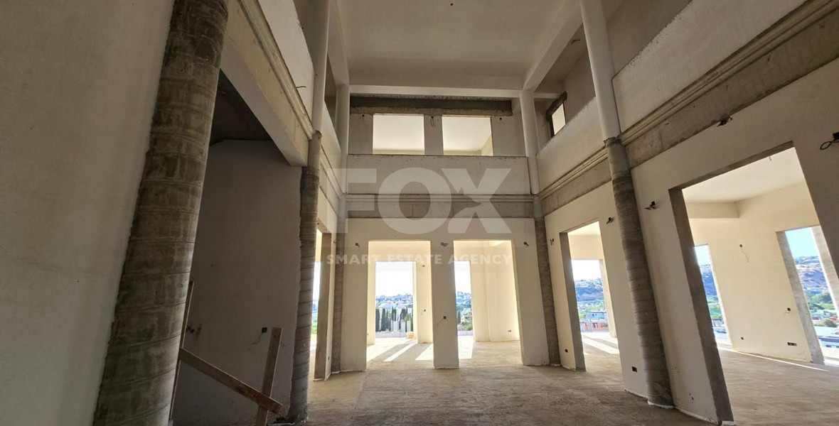 Spacious 7 Bedroom House In Scenic Kalogyros For Sale