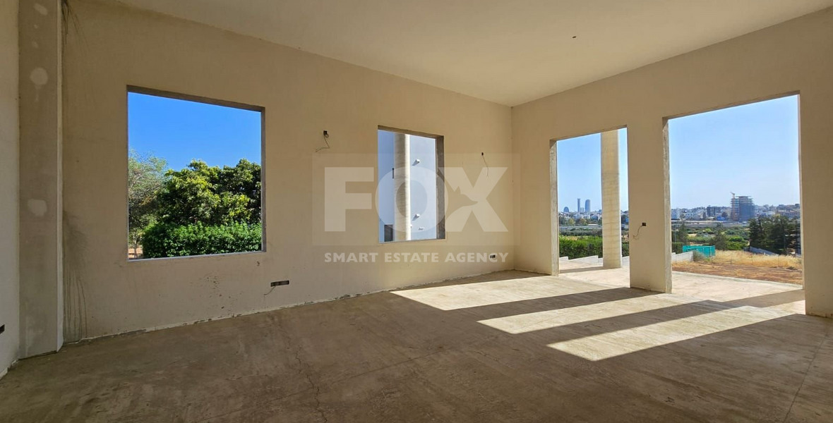 Spacious 7 Bedroom House In Scenic Kalogyros For Sale