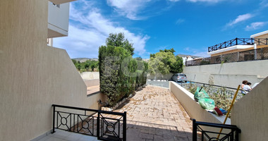 Two bedroom townhouse for rent in Tala, Paphos