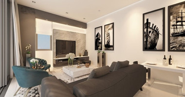 Four bedroom apartment on top floor for sale in Paphos Center