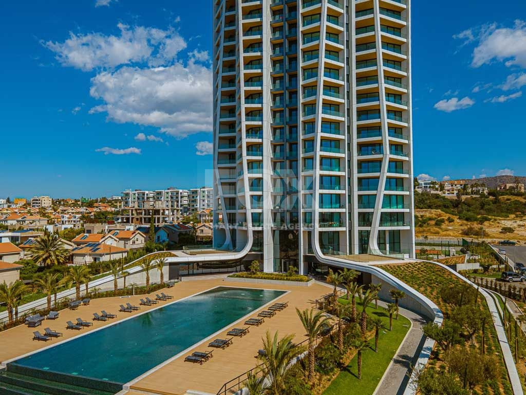 Modern Two Bedroom Apartment with sea view for rent in Potamos Germasogeias