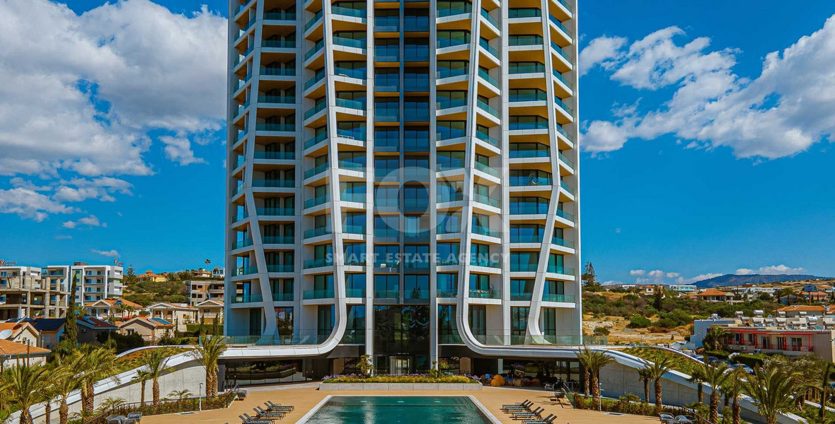 Modern Two Bedroom Apartment with sea view for rent in Potamos Germasogeias