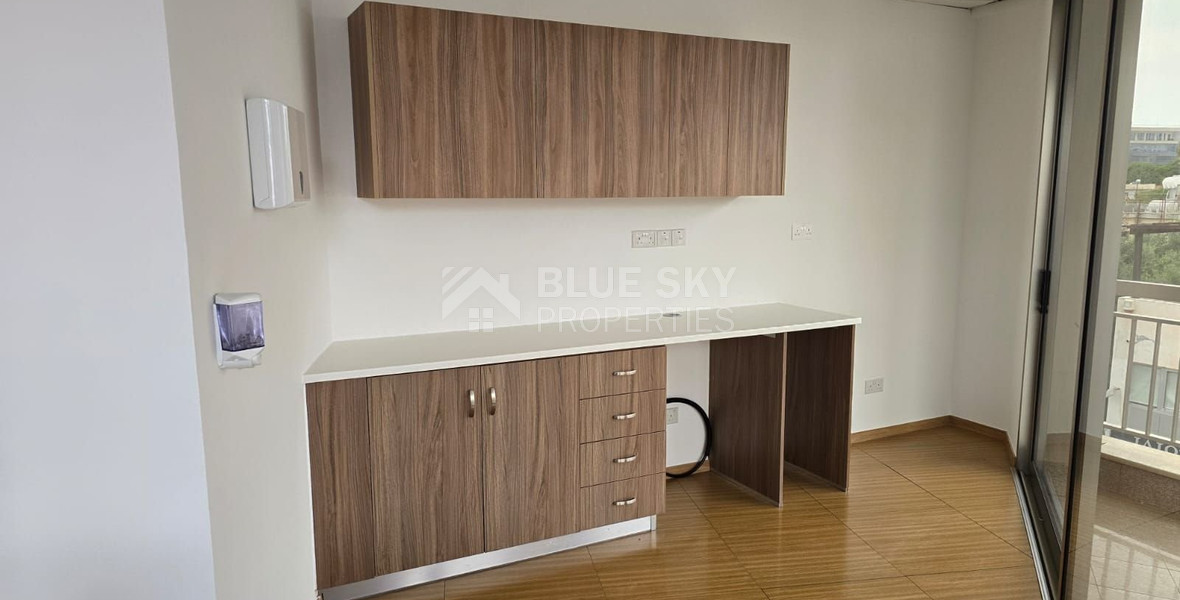 Spacious 460m2 Office for Rent Agia Trias