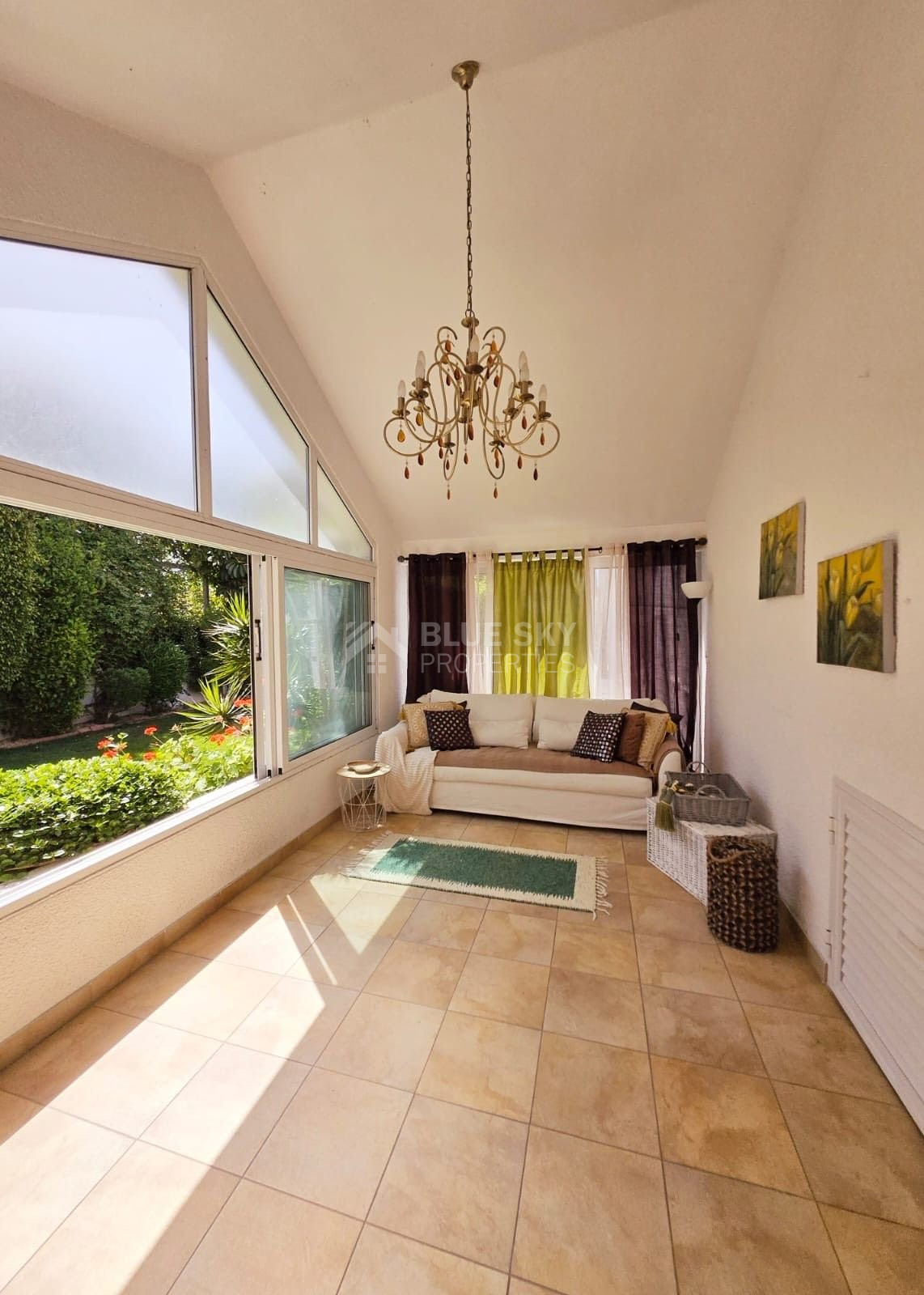 For Rent Exquisite Villa in Agios Athanasios Very Close to the Beach with Swimming Pool