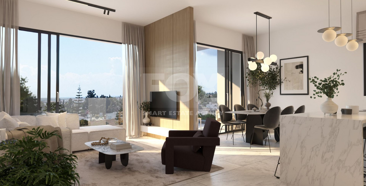 Three bedroom penthouse with private roof garden for sale in Central Mesa Geitonia