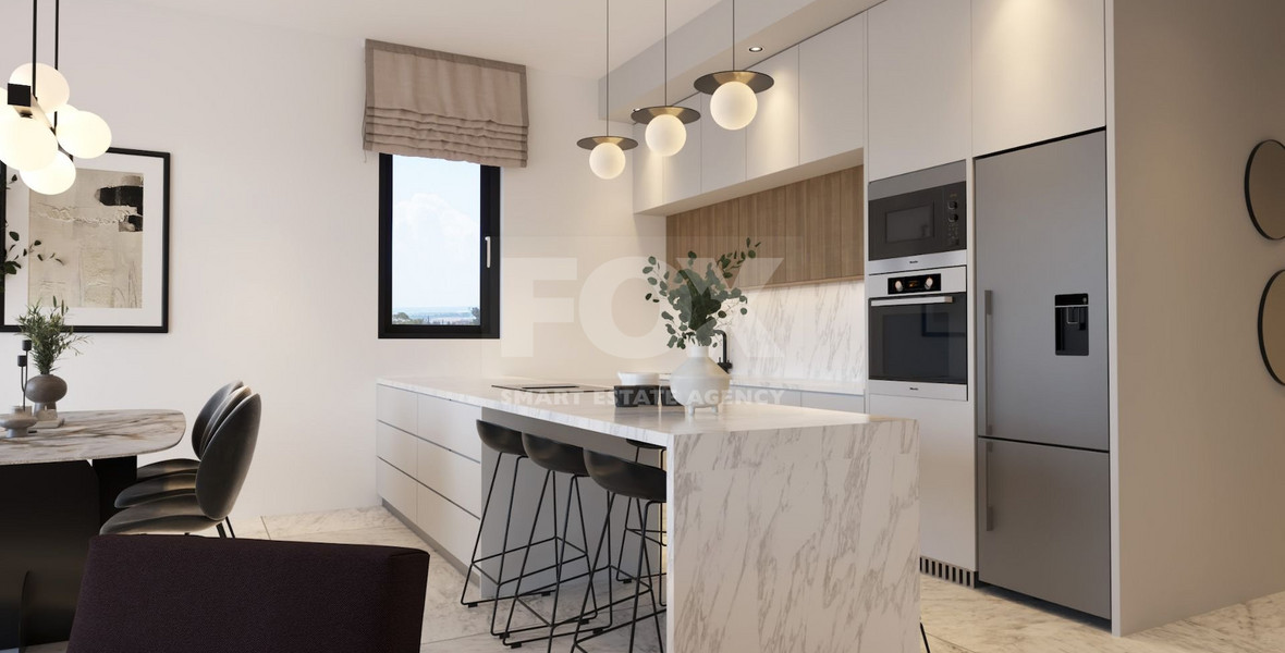 Three bedroom penthouse with private roof garden for sale in Central Mesa Geitonia