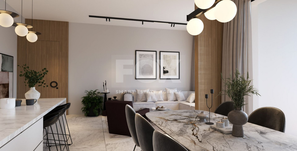 Three bedroom penthouse with private roof garden for sale in Central Mesa Geitonia