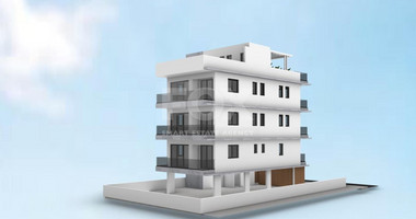 Three bedroom penthouse with private roof garden for sale in Central Mesa Geitonia