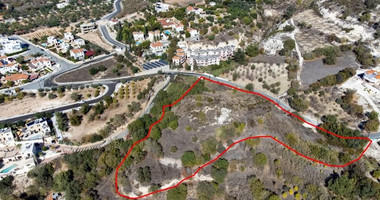 Residential field in Mesogi, Paphos for sale