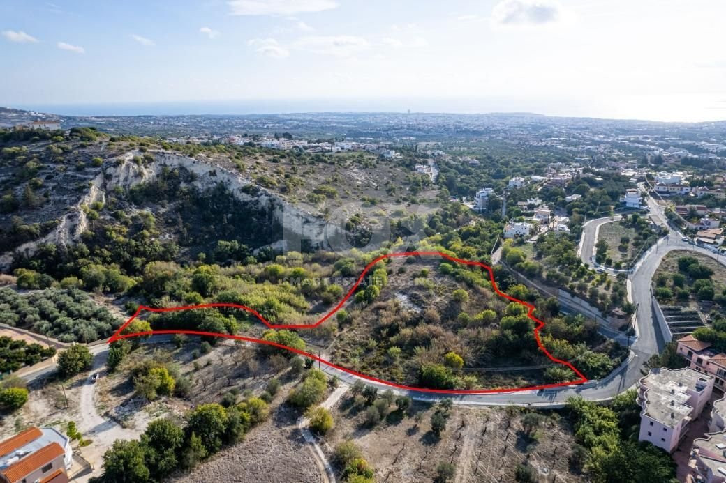 Residential field in Mesogi, Paphos for sale